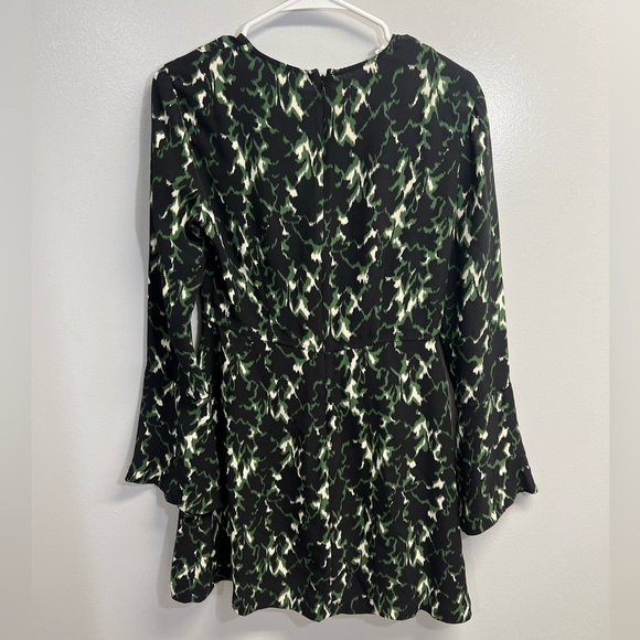 A.L.C. Trixie Long Sleeve Black and Green Print Silk Dress - Size 6 - Picture 3 of 5